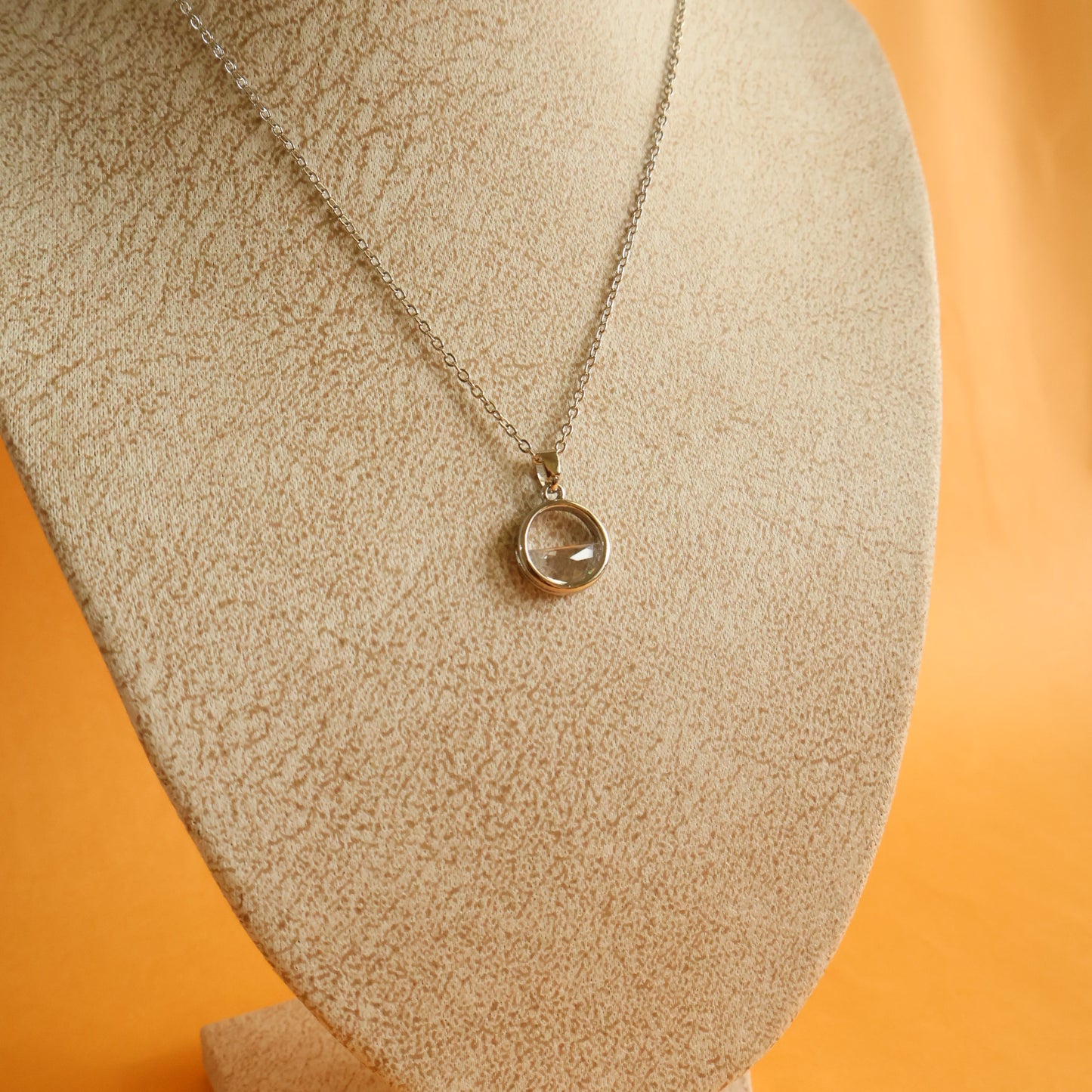 Lucid Circle Necklace