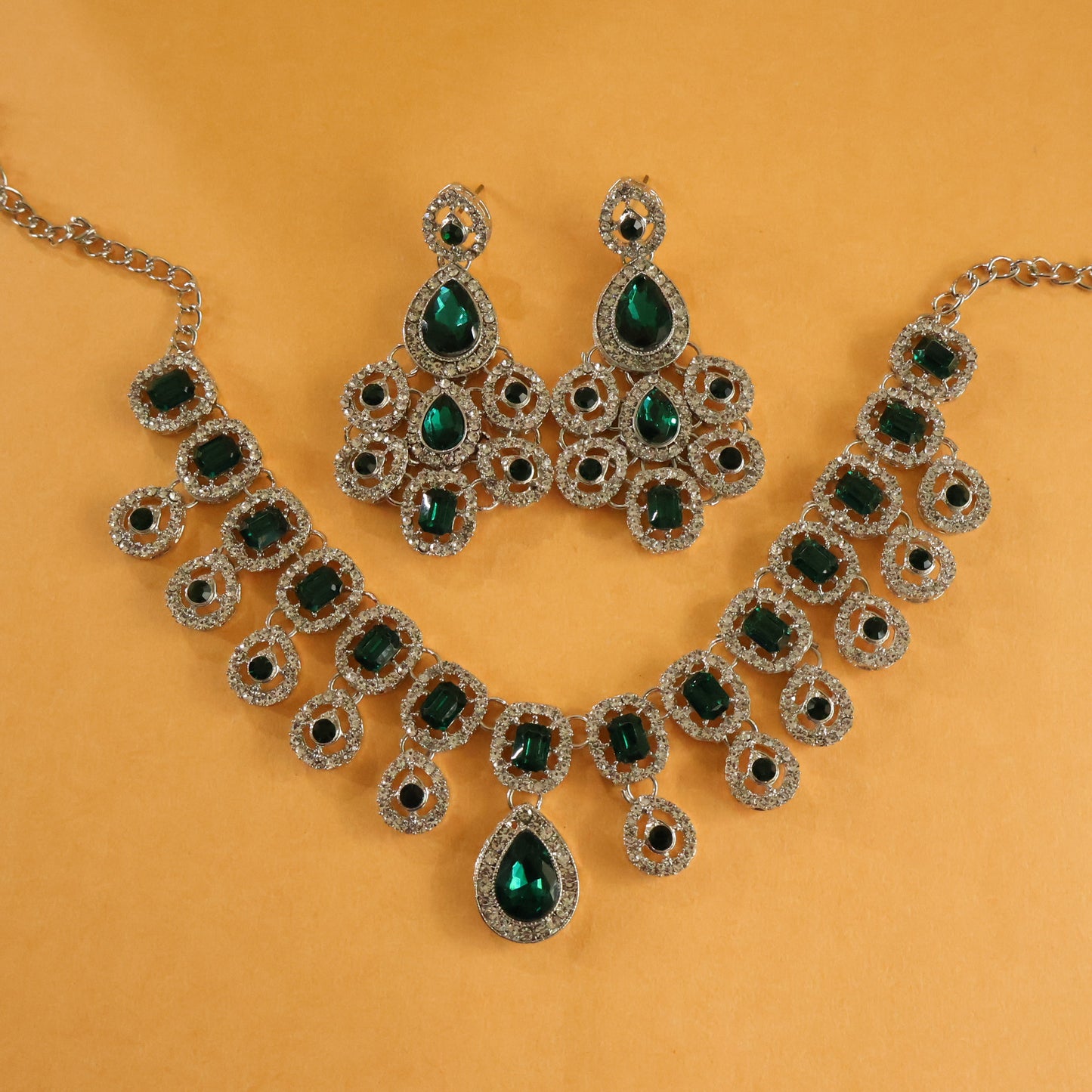 Emerald Radiance Set