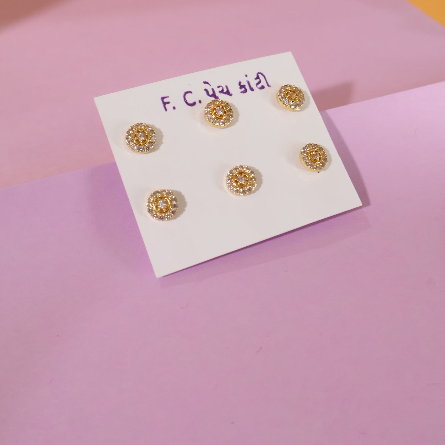Halo Nose Pins