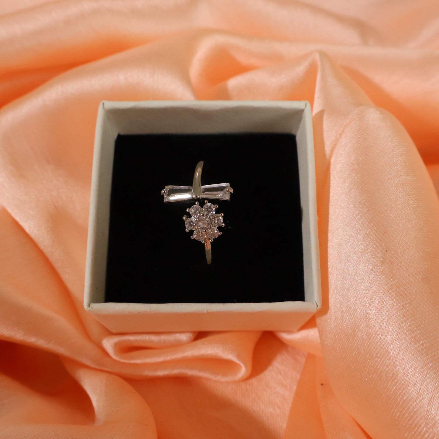 Petal & Beam Ring