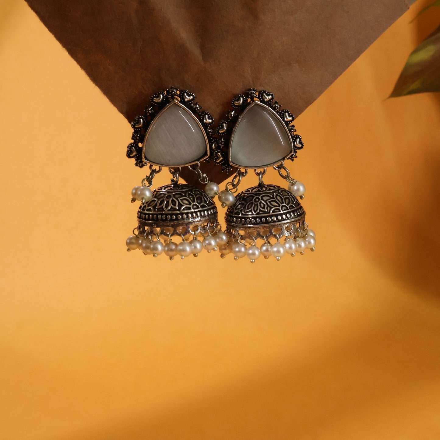 Himani Jhumka