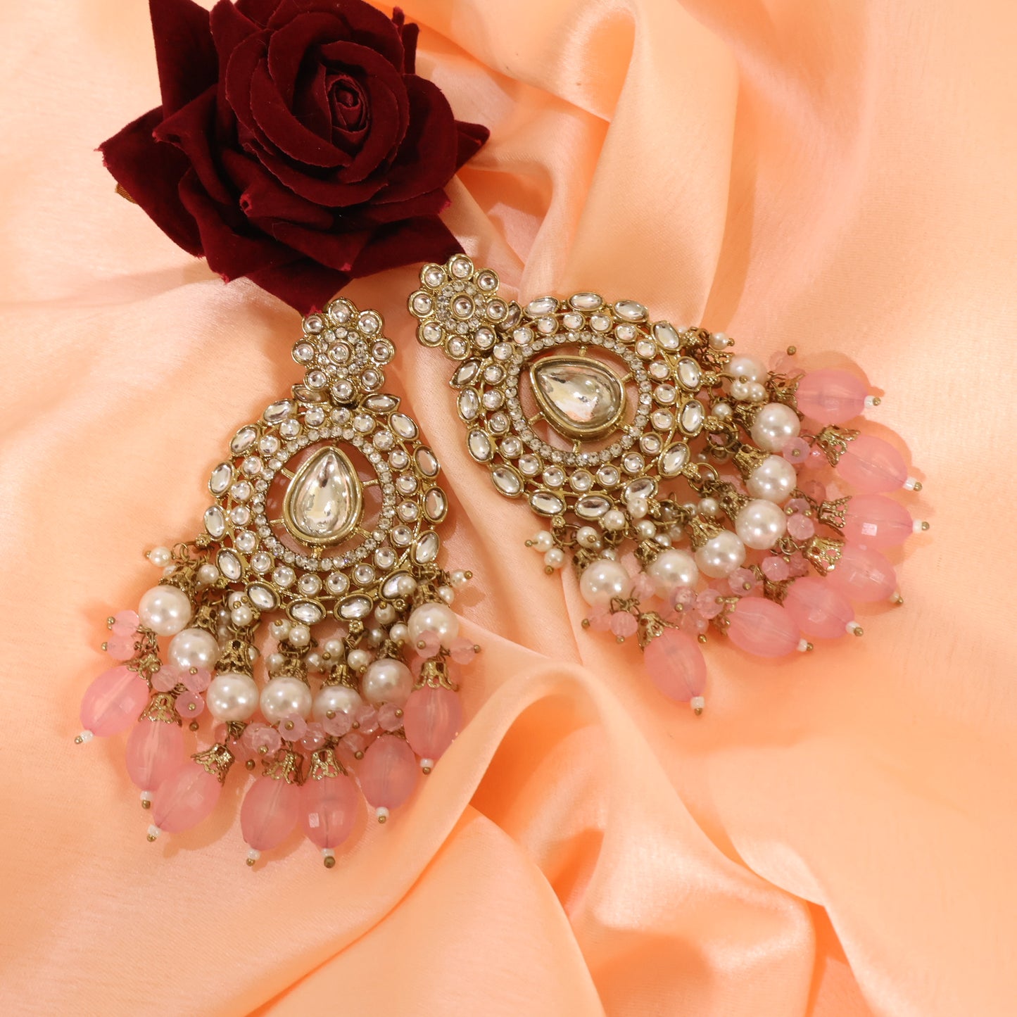Rosebud Chandbalis