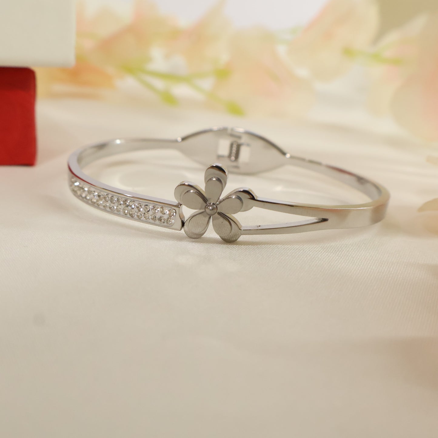 Flora Cuff