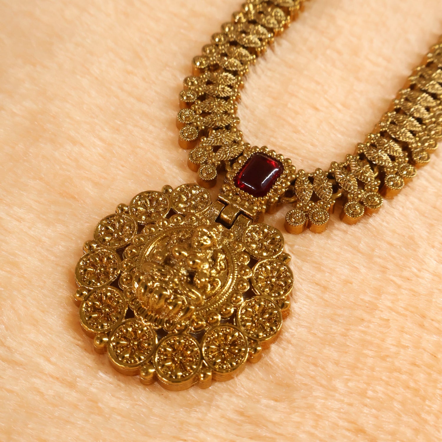Aabharana Shekharam