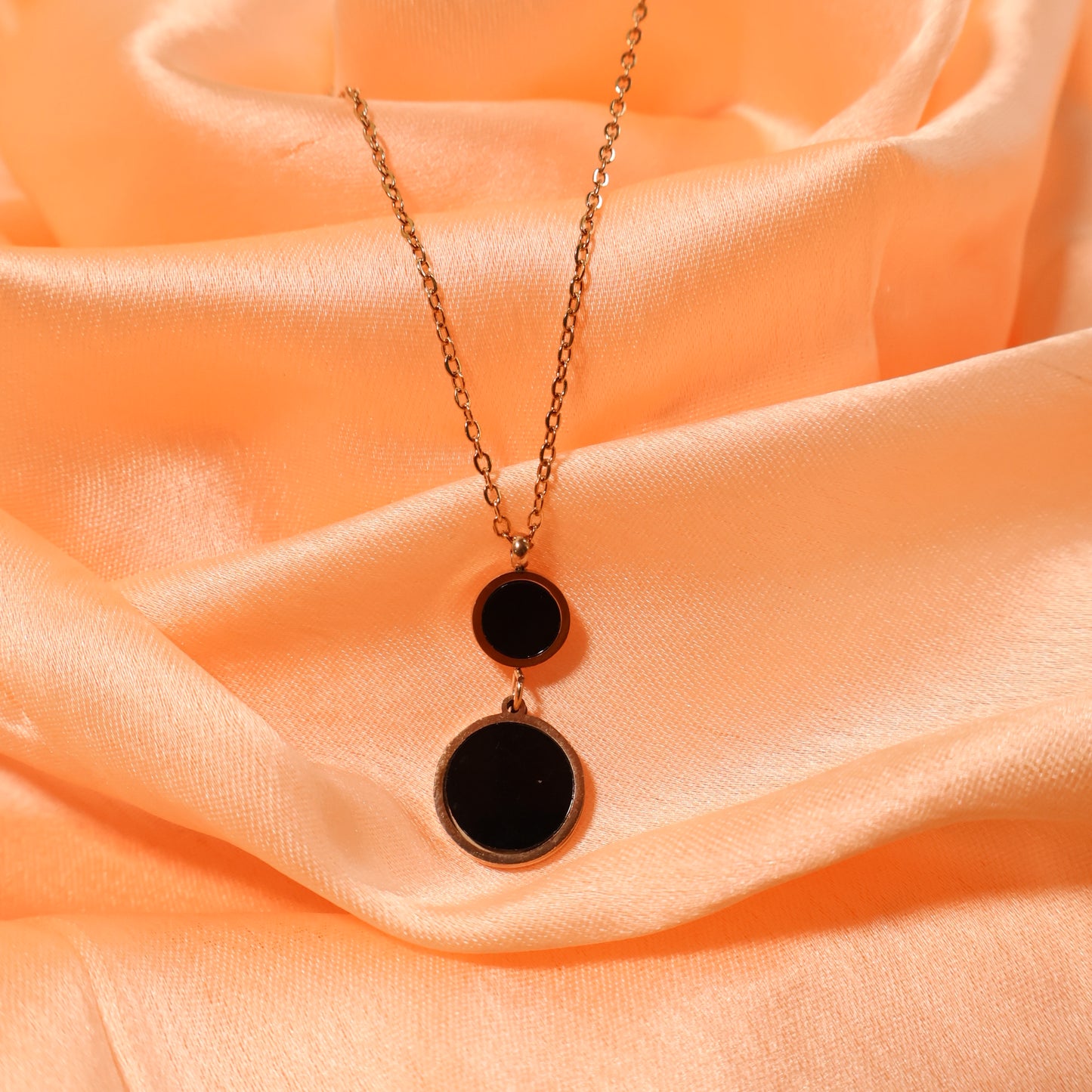 Dual Circle Charm