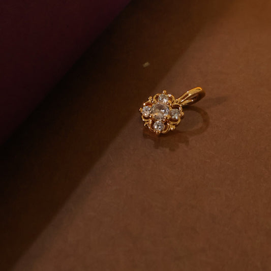 Golden Floret Nose Pin