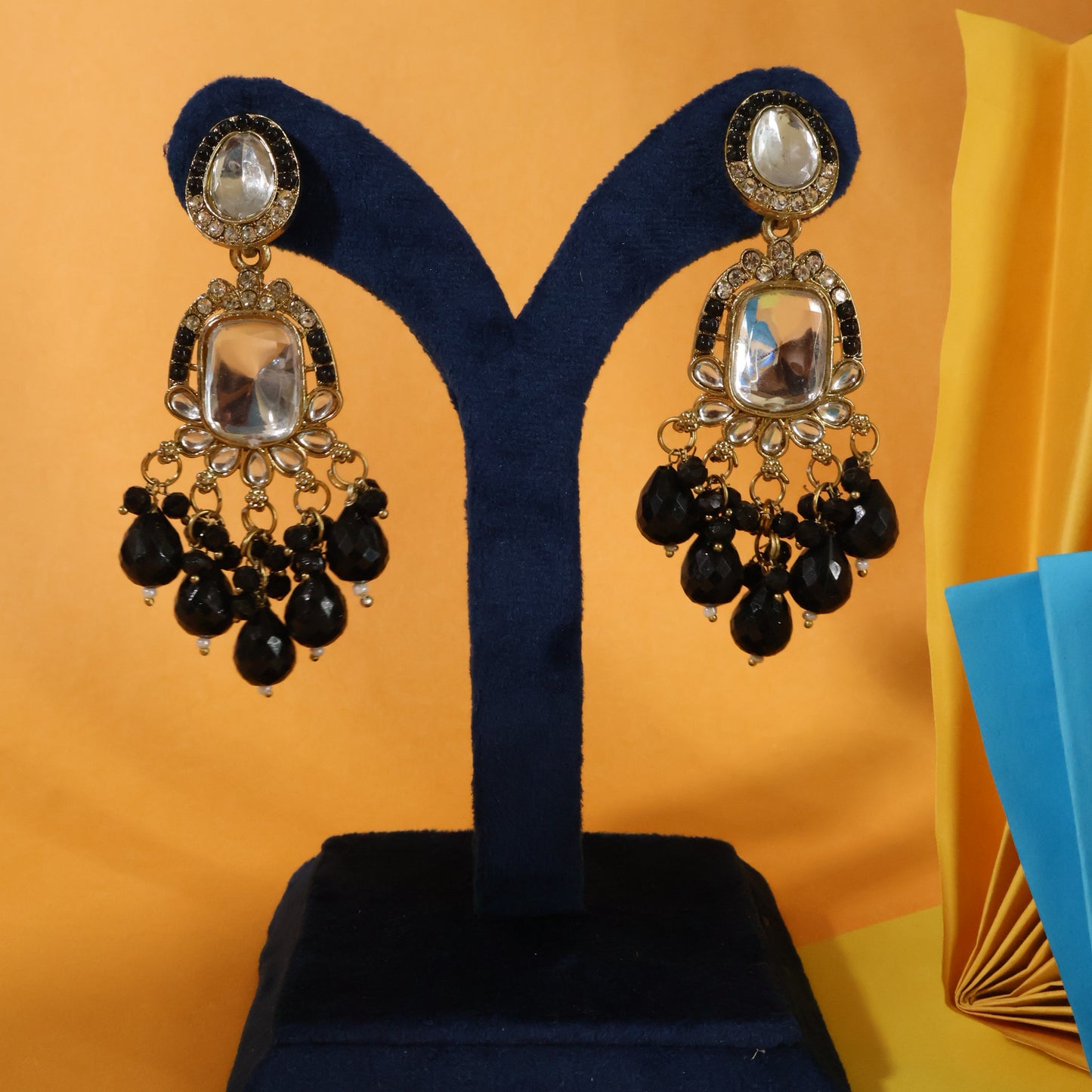Black Kundan