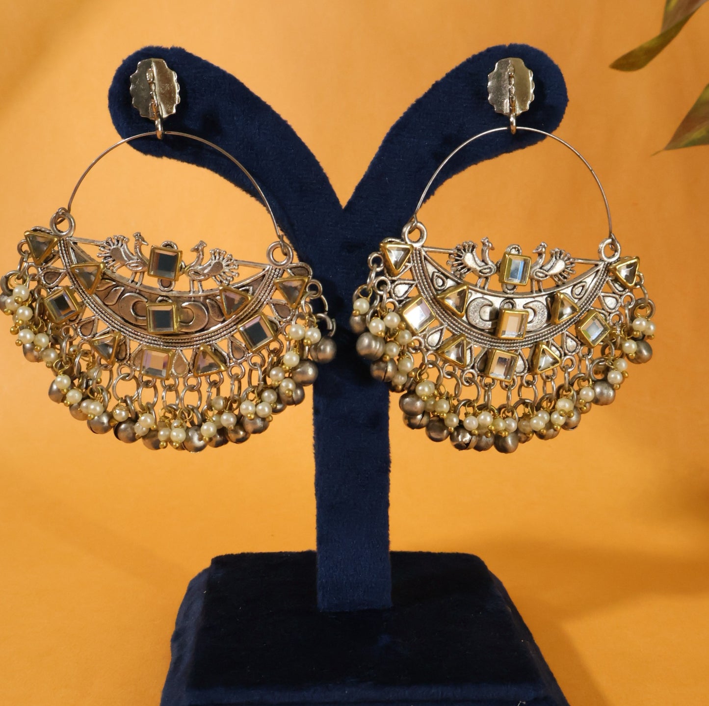 Chandbali Hoops
