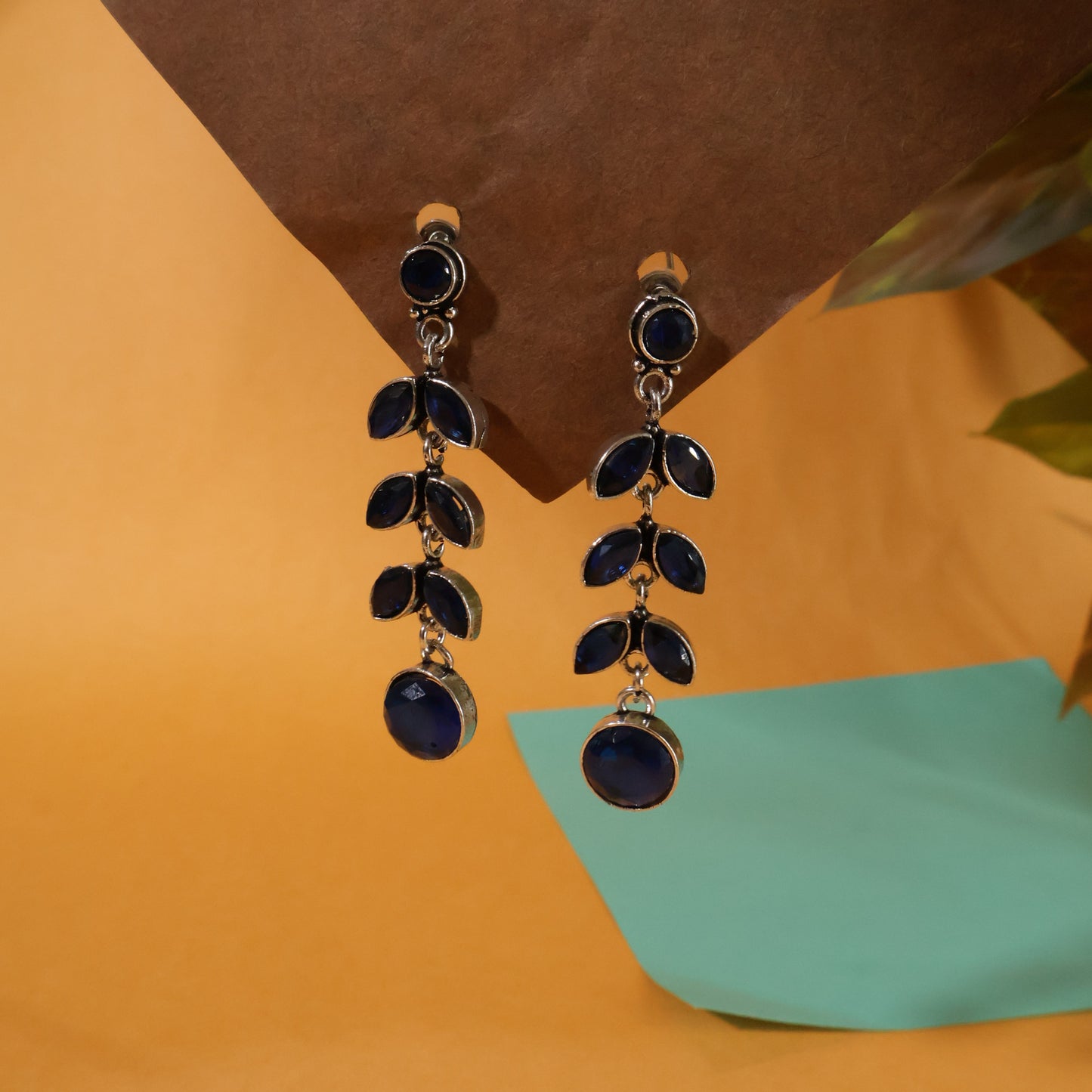 Sapphire Leaves