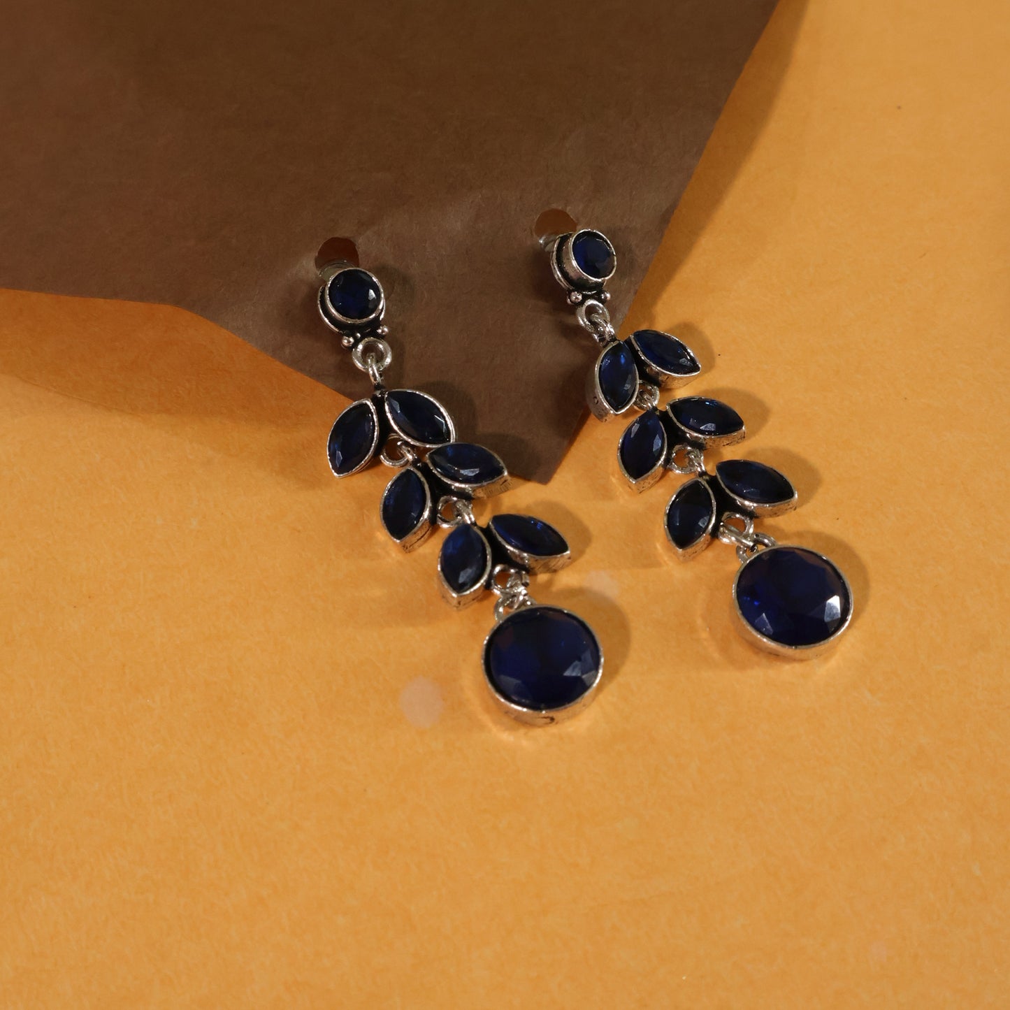 Sapphire Leaves