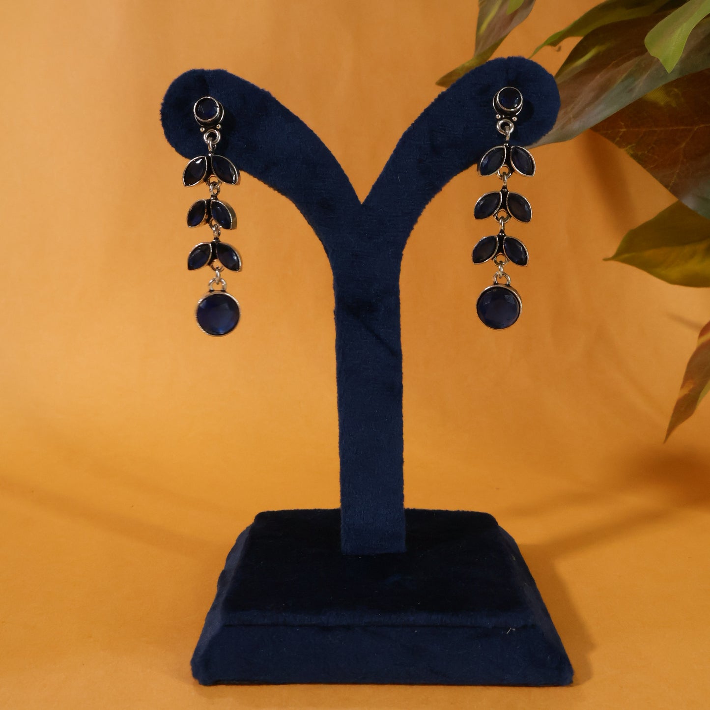 Sapphire Leaves