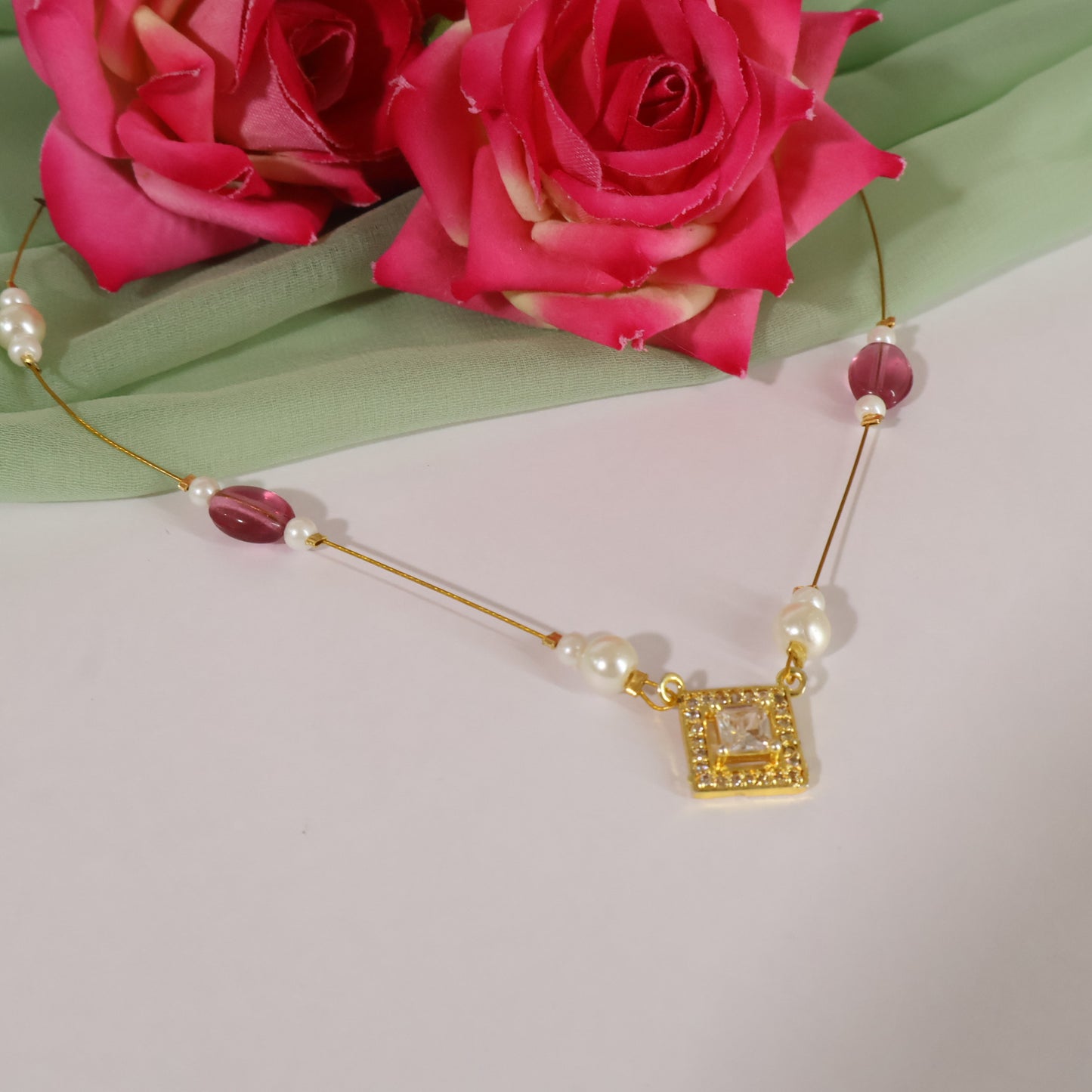 Solitaire Pearl Choker