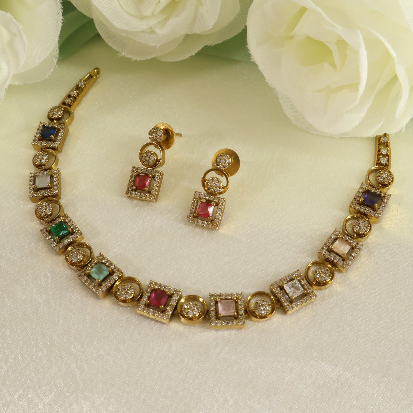 Square AD Choker