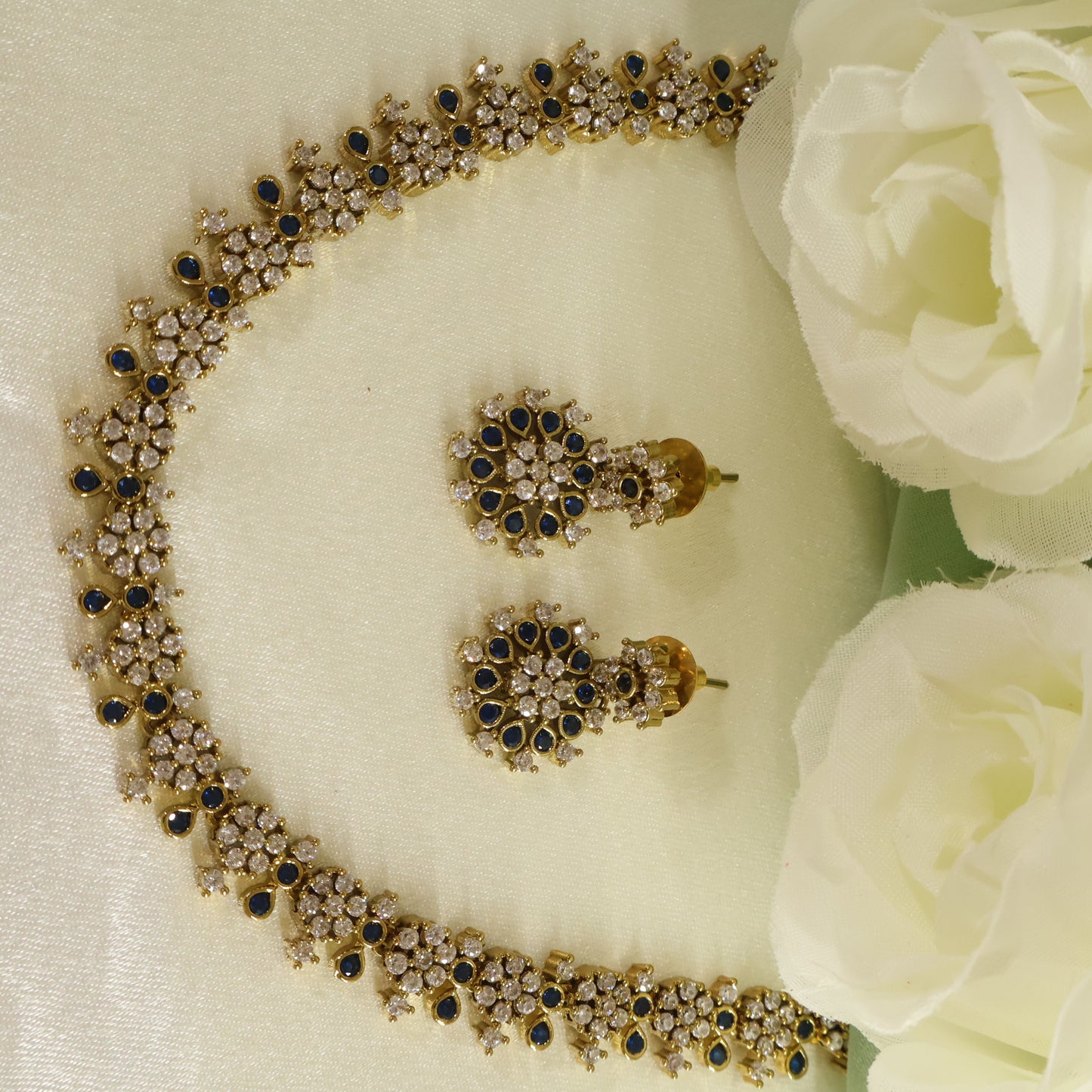Sapphire Choker
