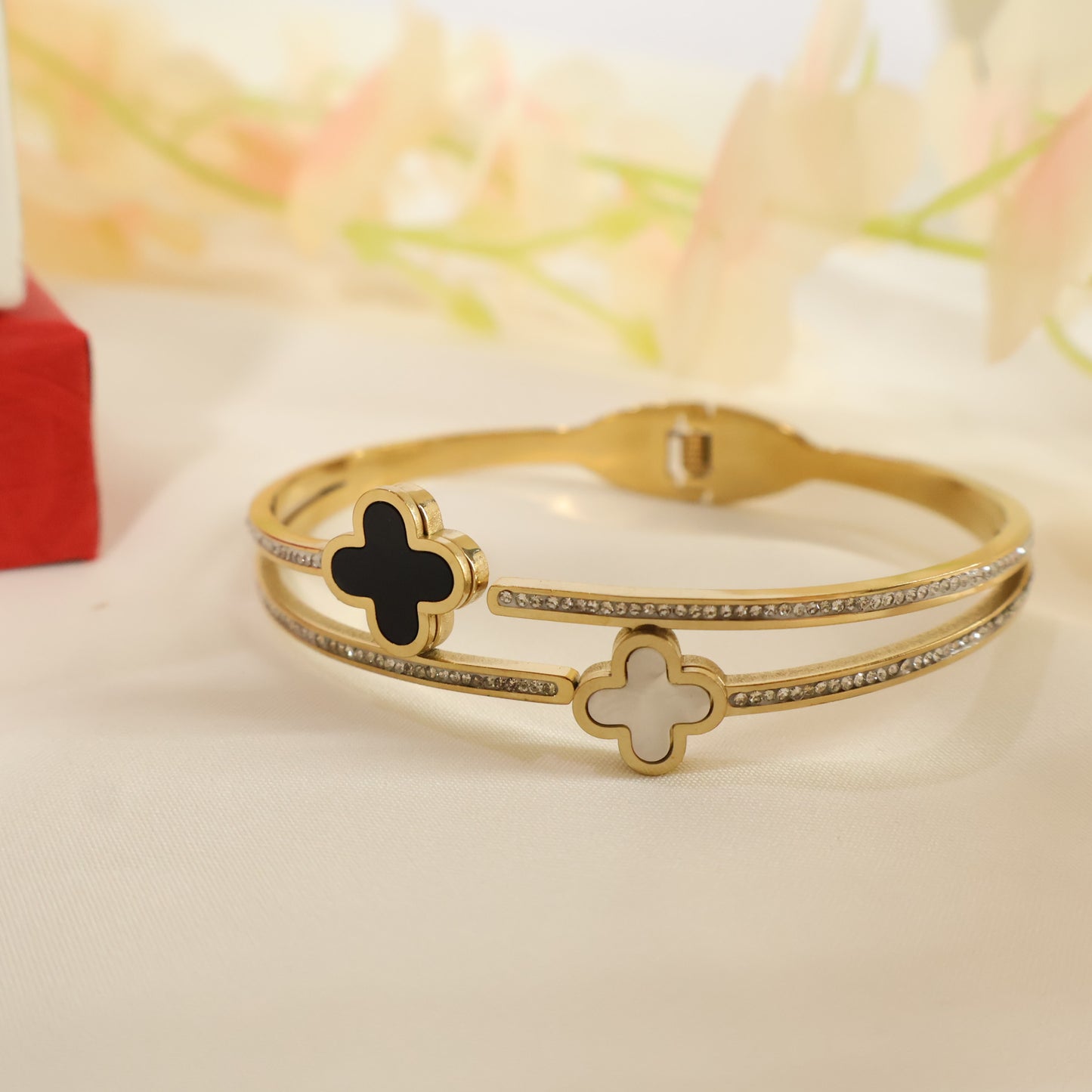 Dual Clover