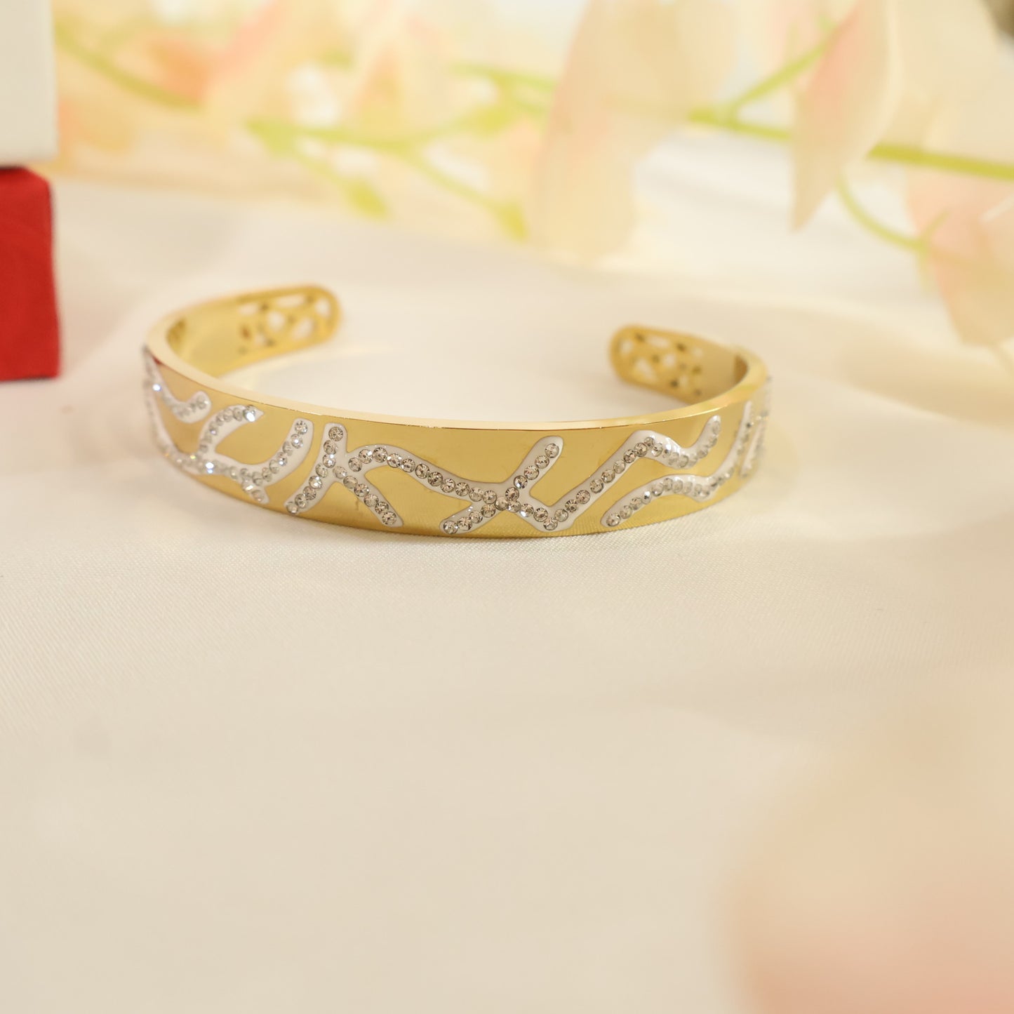 Ripple Cuff