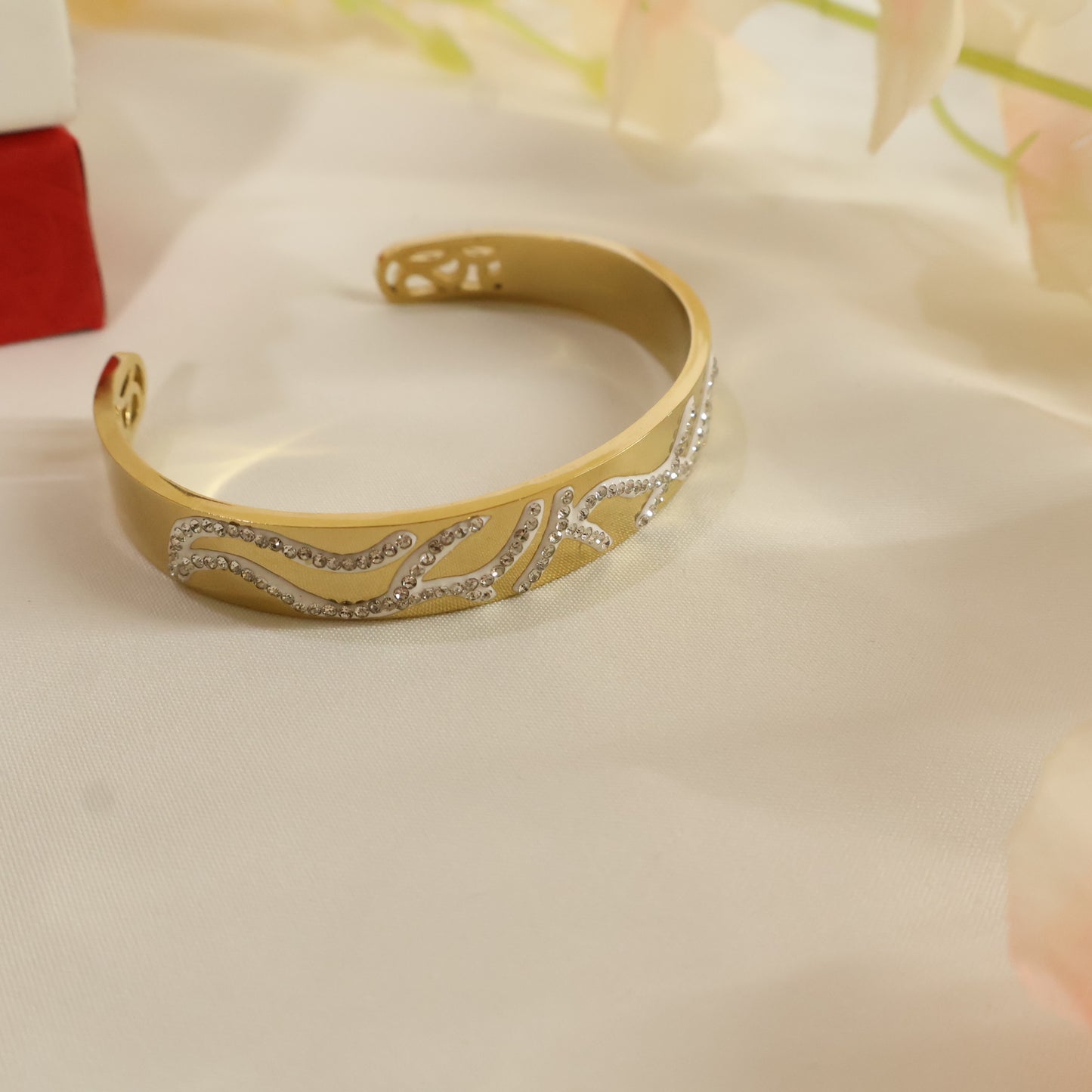 Ripple Cuff
