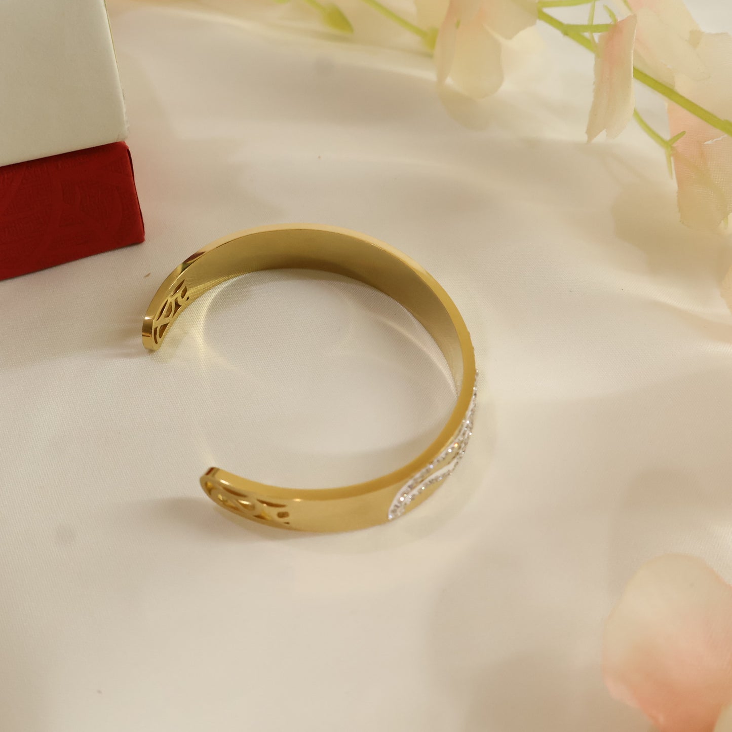 Ripple Cuff