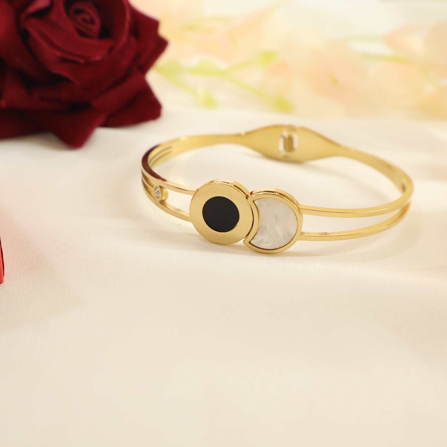 Lunar Bangle
