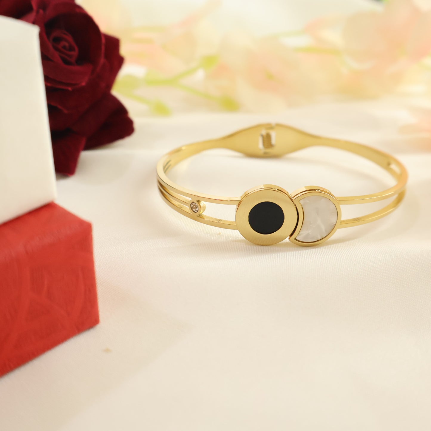 Lunar Bangle