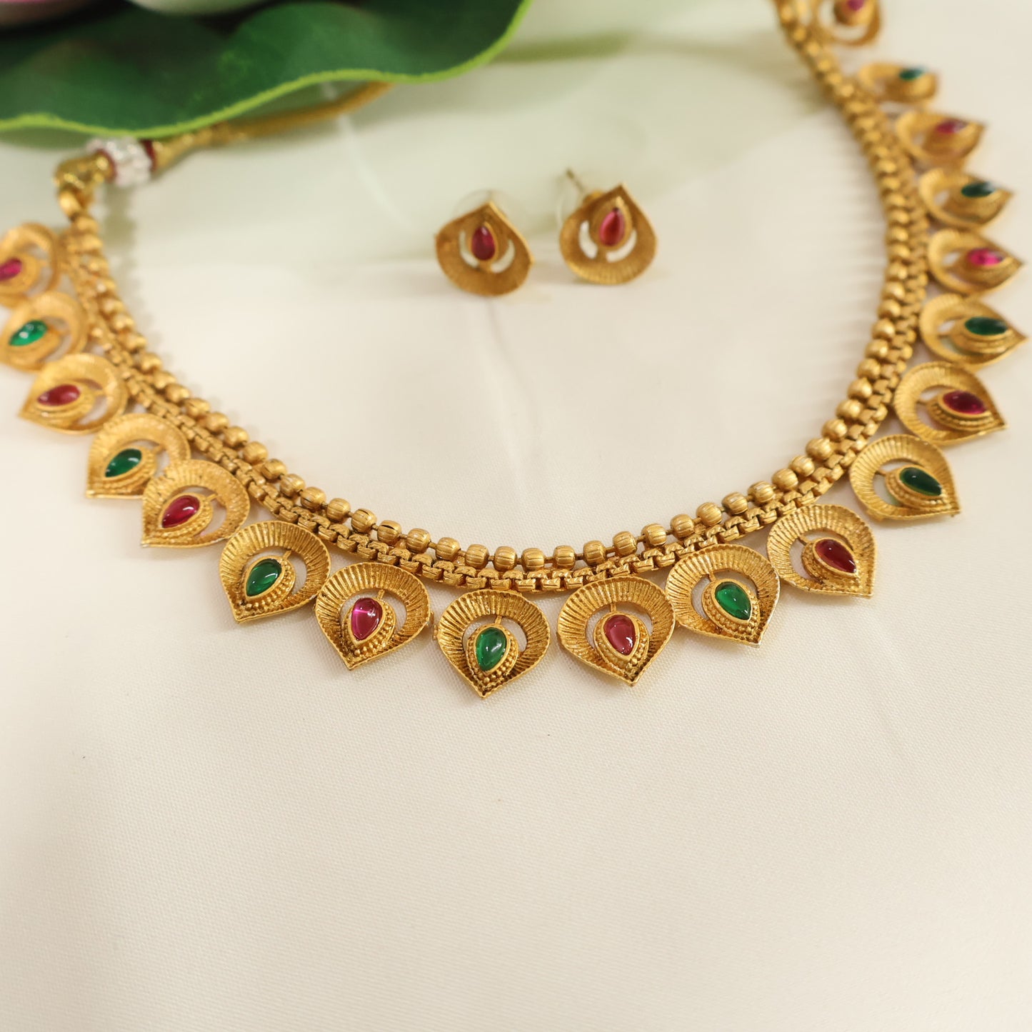 Aalila Necklace